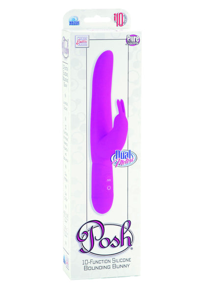Il CalExotics Bounding Bunny offre 10 modalità di vibrazione, con motori duali per una stimolazione profonda di clitoride e corpo. Silicone morbido per un piacere incredibile.