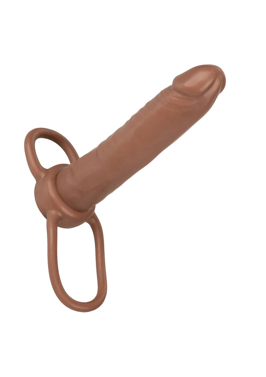 Vivi un'esperienza unica con il CalExotics Accommodator Dual Penetrator. Controllo completo per un piacere DP straordinario e senza compromessi.